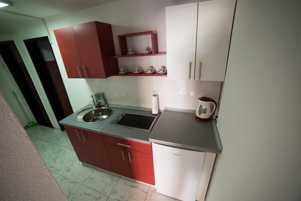Apartman Hitno Tuzla Exterior photo